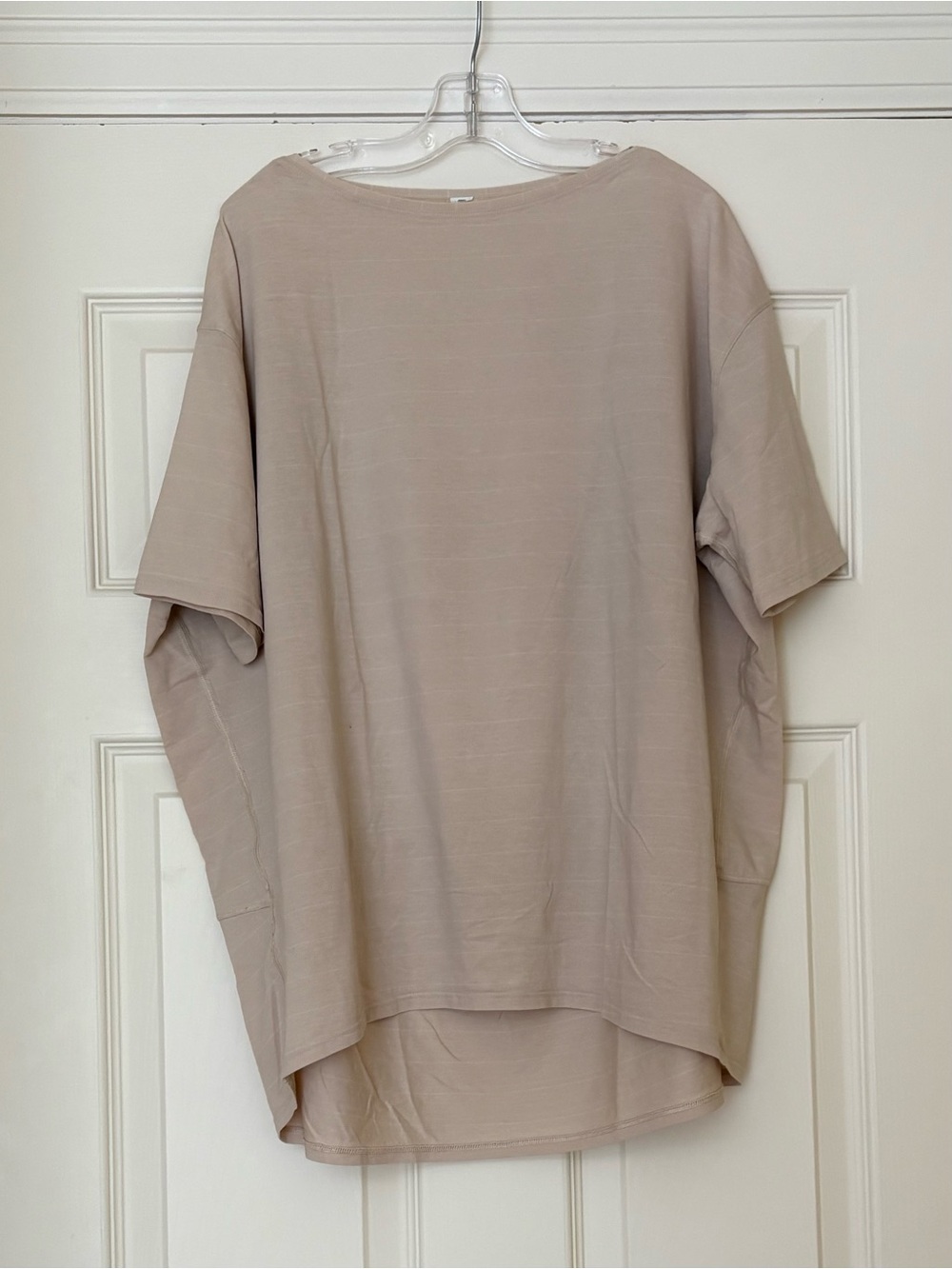 Lululemon Back in Action Short Sleeve
Short Serve Stripe Prosecco Pale Linen - Picture 6 of 8